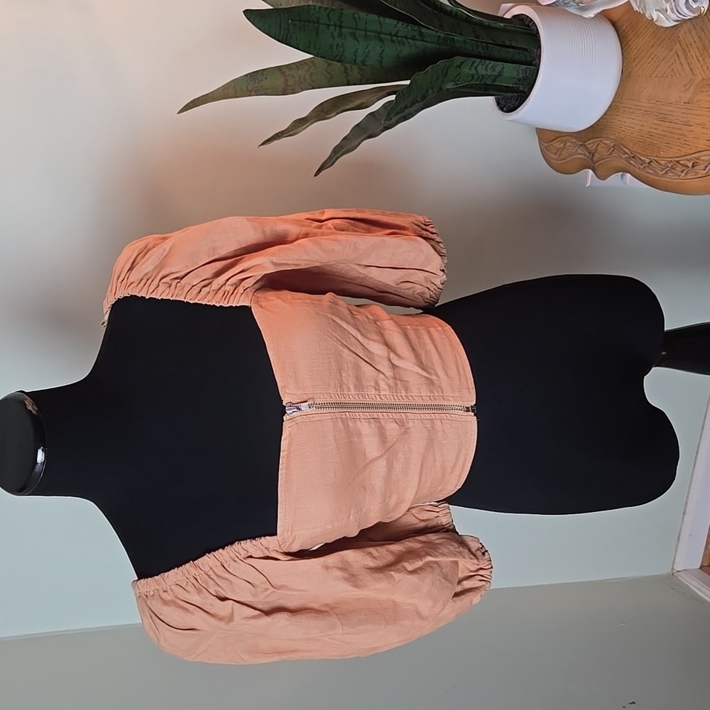 Nicholas Linen zip front peasant top